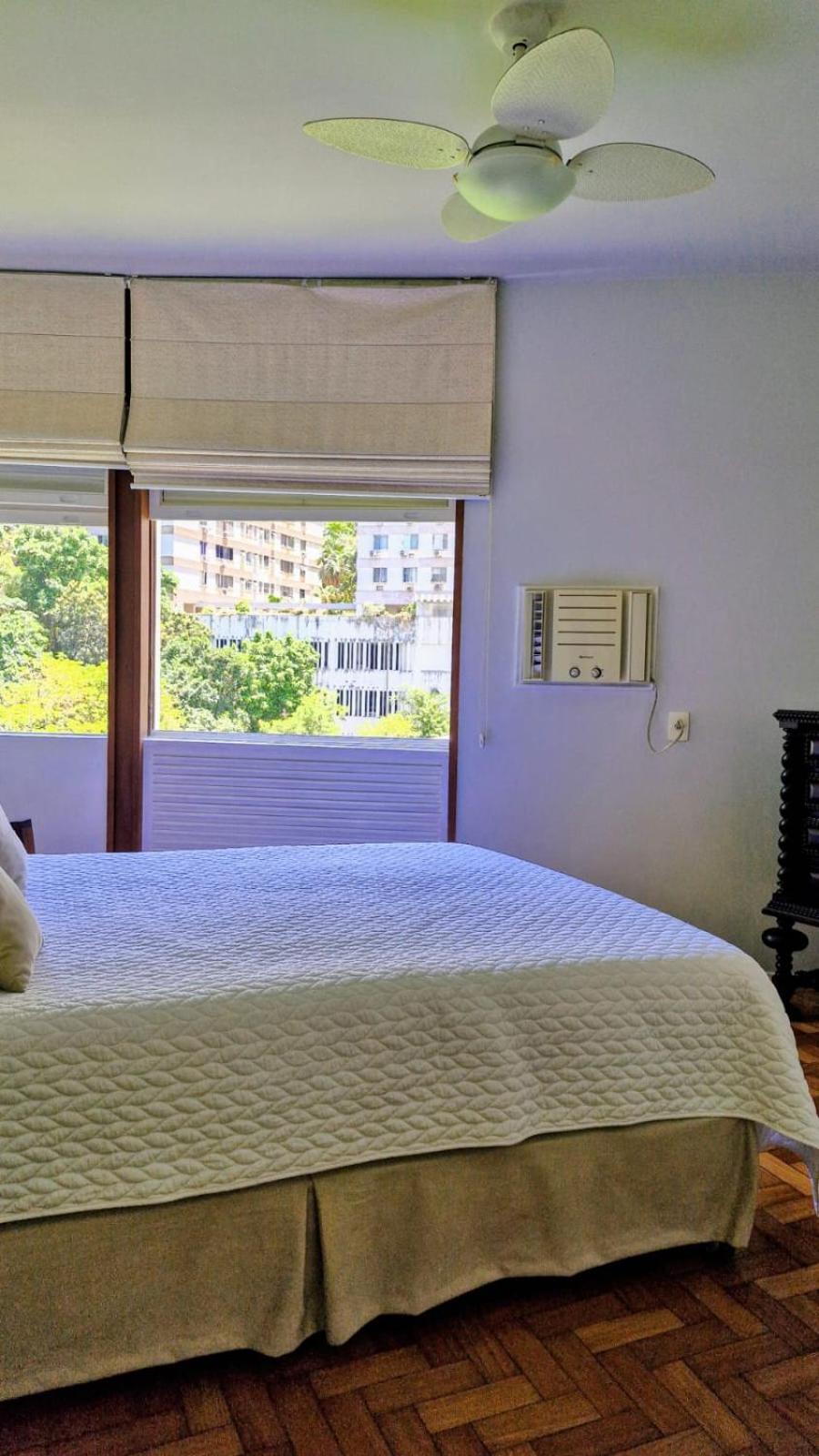 Apartamento Rua Santa Clara Andar Alto Vista Livre Com Garagem Rio de Janeiro